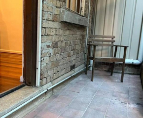 Comfortable Studio+free parking for small car, Sydney